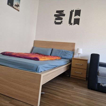 Joshua Abbey Appartement Frankfurt am Main Buitenkant foto